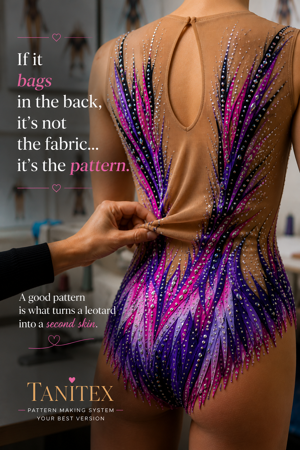 Rhythmic gymnastics leotard with back bagging detail - Tanitex pattern making system